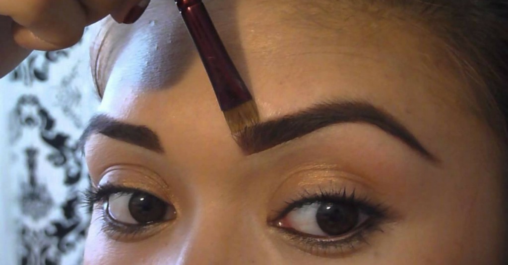 eyebrow tip