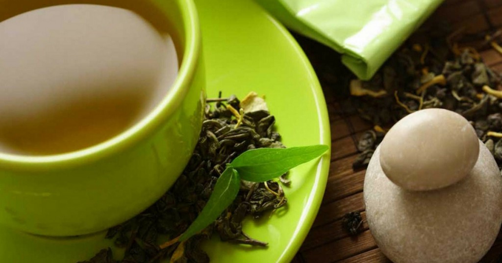 Green Tea-home-remedies-for-fair-skin